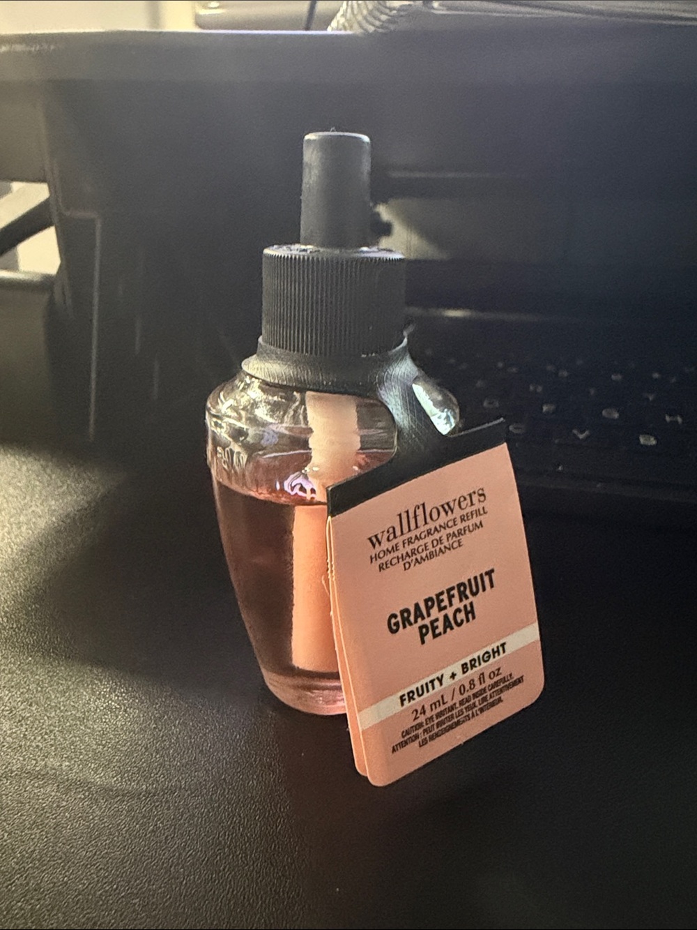 White Barn Grapefruit Peach Wallflower Refill